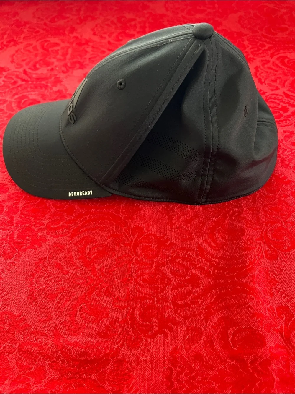 adidas Aeroready Black Performance Baseball Cap L/XL Mesh Vent Running Golf Hat